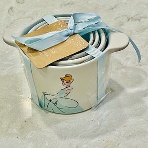 NWT Rae Dunn, Disney Princess Cinderella ceramic 4 pc. measuring cup set, Gifts!